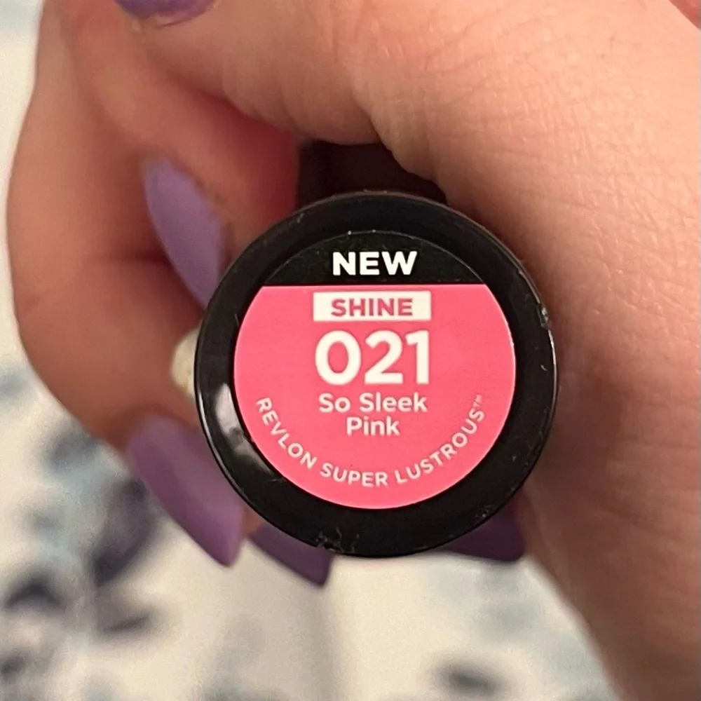 Revlon So Sleek Pink Lipstick